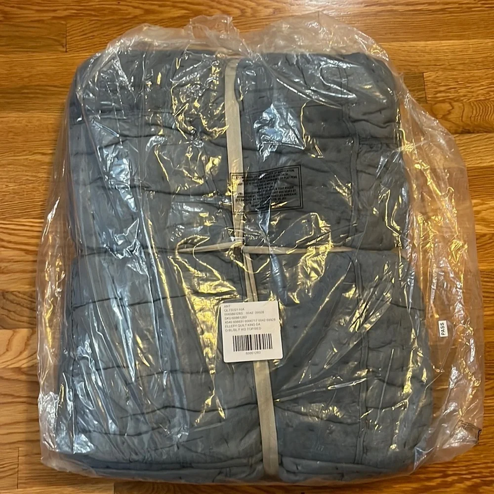 Anthropologie Ellery Pieced King Size Quilt Dark Blue NWT Plus shams